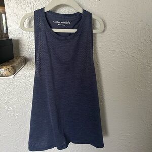 Outdoor Voices Ecomesh Tank 💙